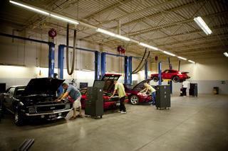 Premier Do It Yourself Auto Repair Center | U Fix It Automotive in